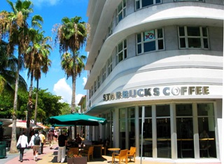 Starbucks Coffee Shop / Lincoln Road Mall - © 2009 Jimmy Rocker Photography